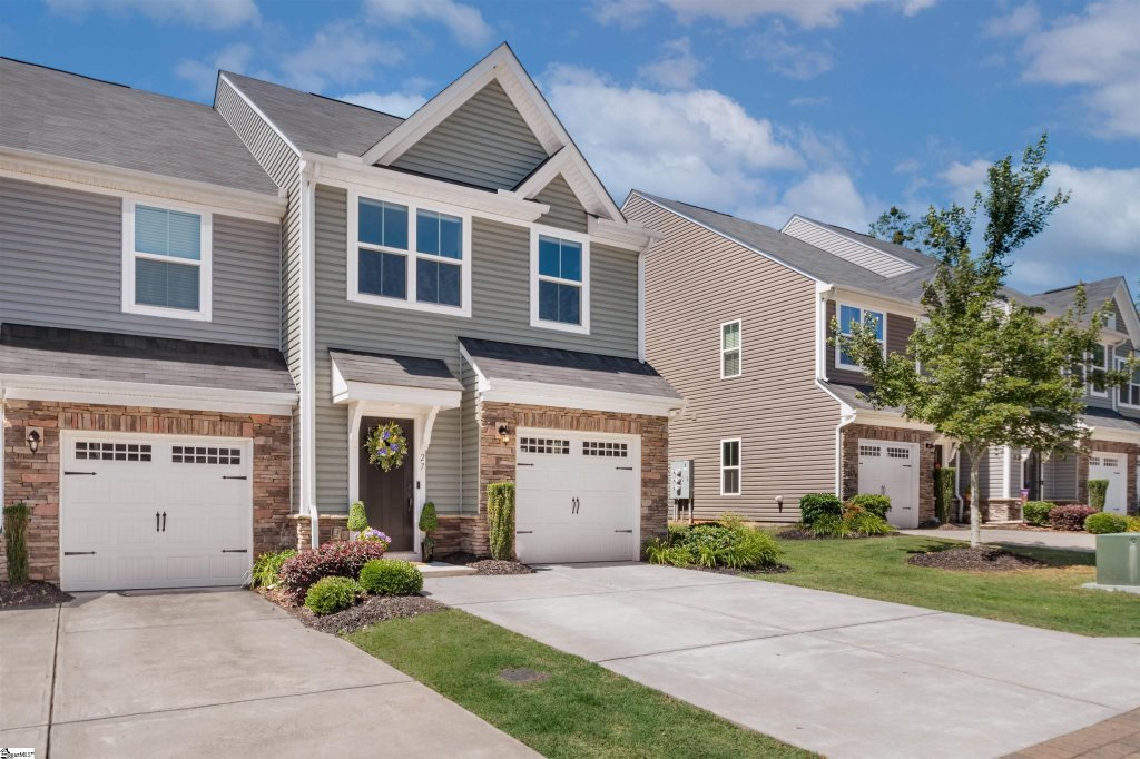 27 Country Dale Drive