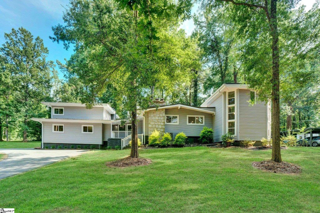 103 Forest Hills Drive