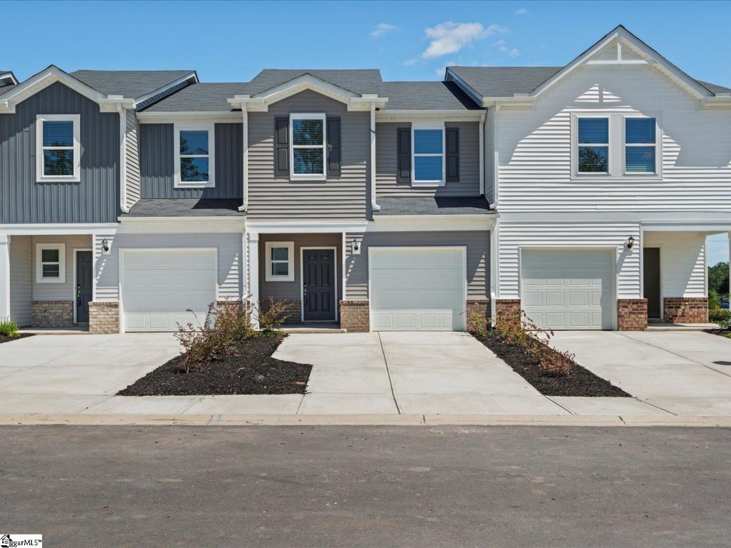 306 Hampton George Court