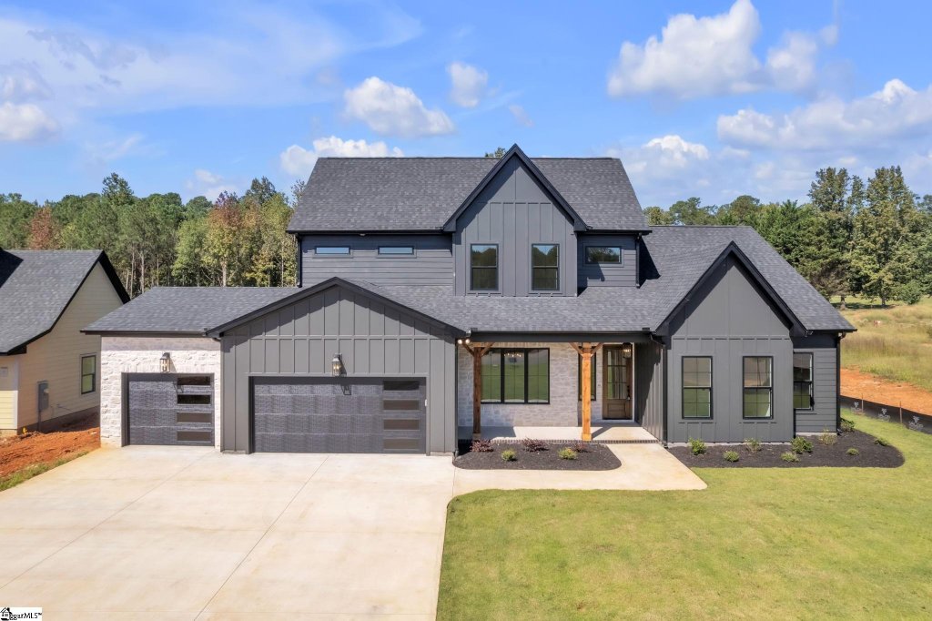 McAbee Farms, Spartanburg community