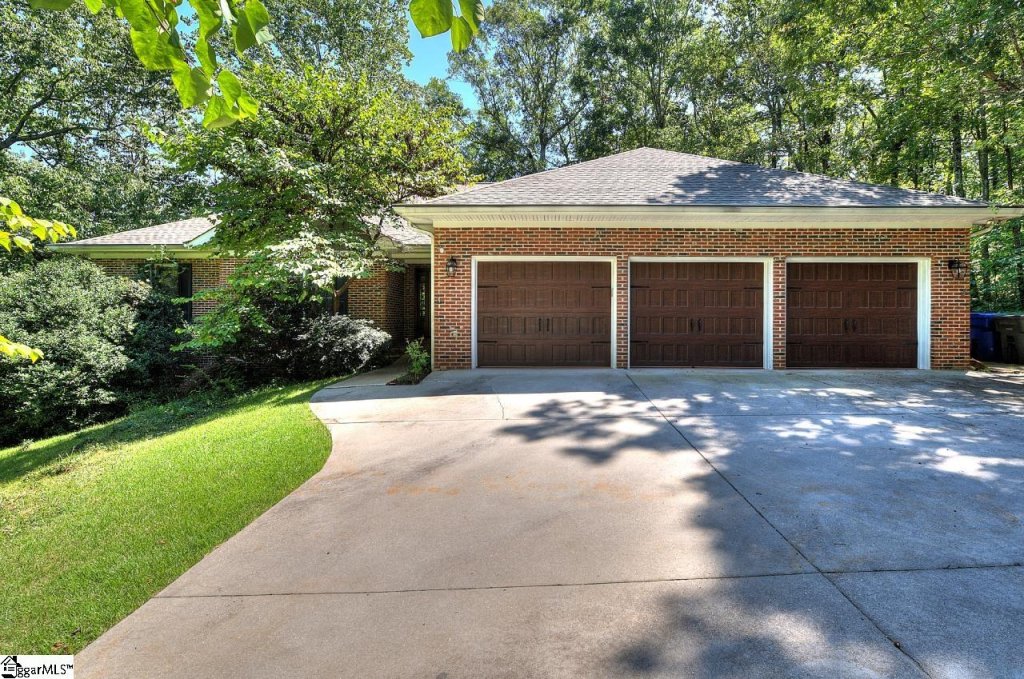 14 Flicker Drive