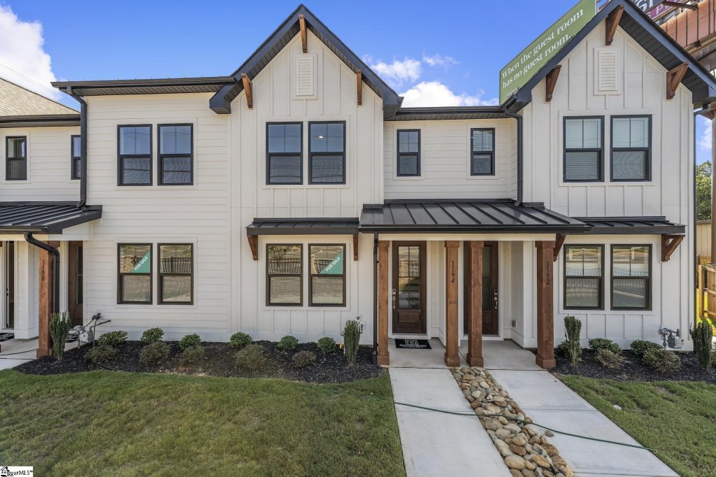 1194 N Pleasantburg Drive