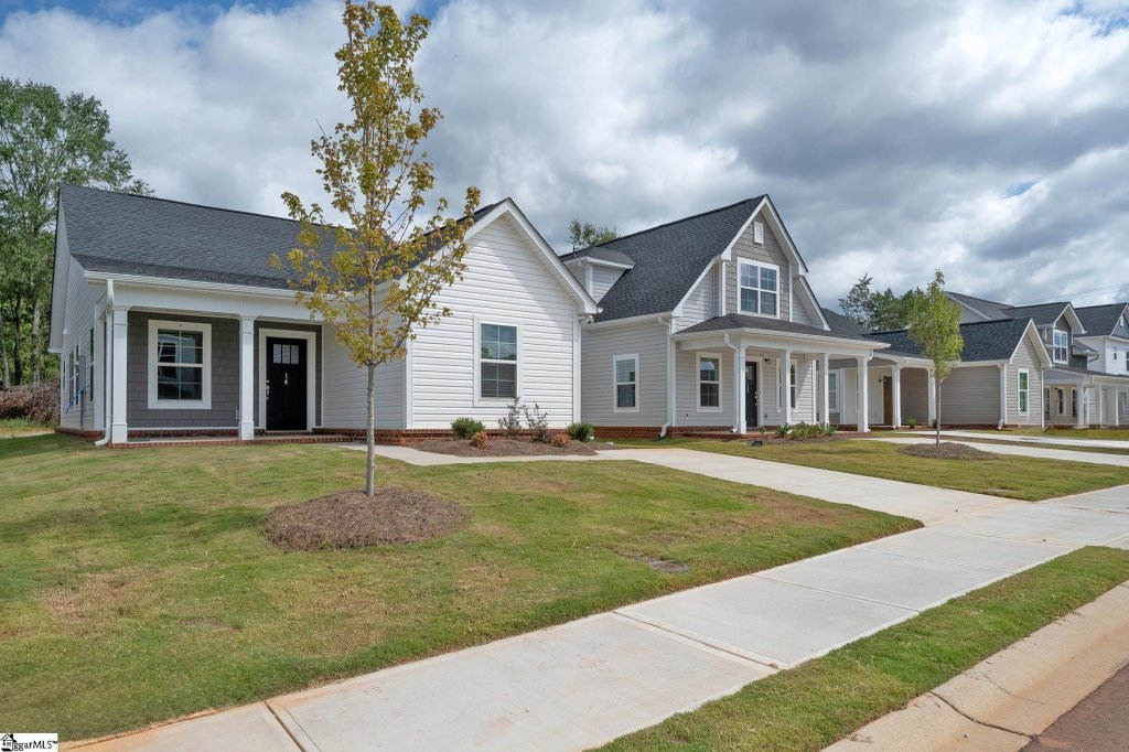 14 Thorndike Way