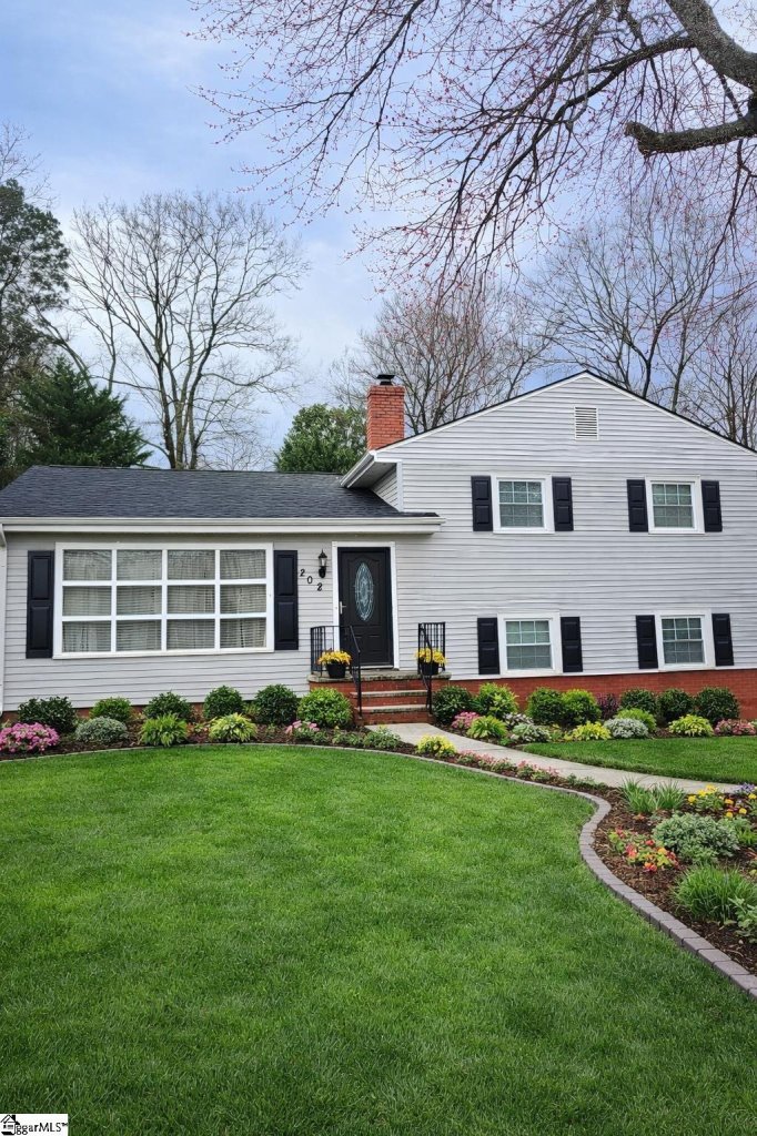 202 W Dorchester Boulevard