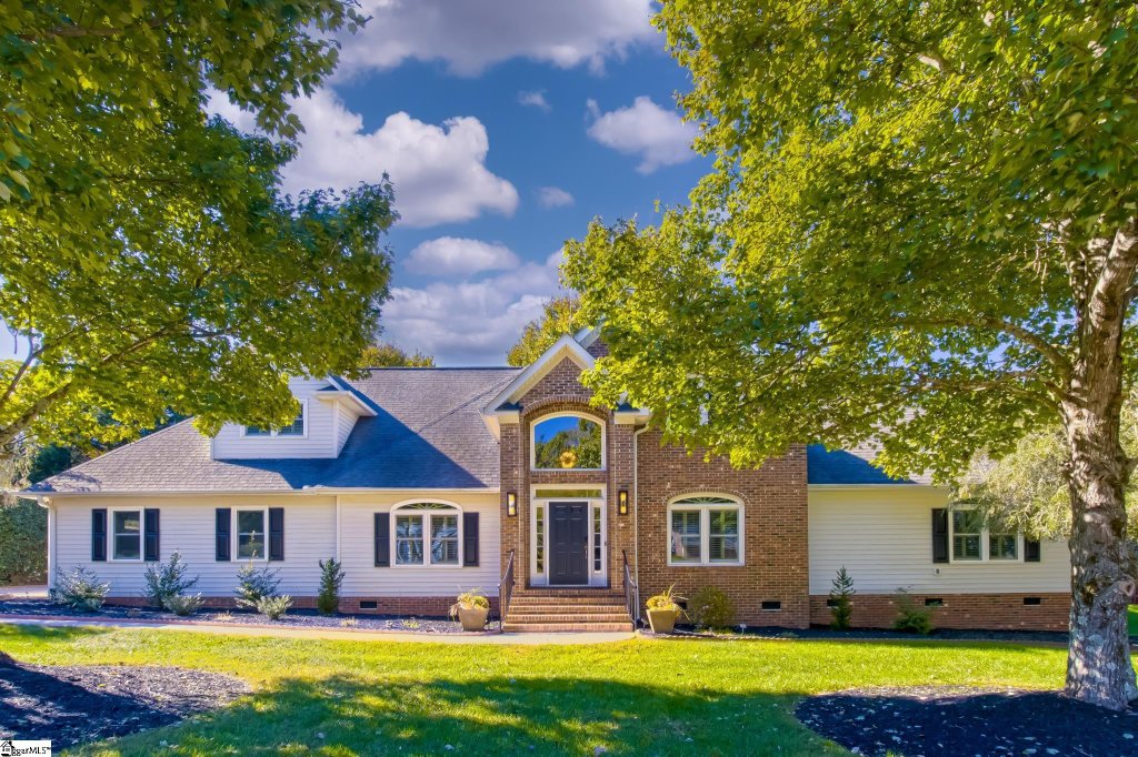 1021 Kensington Lake Drive