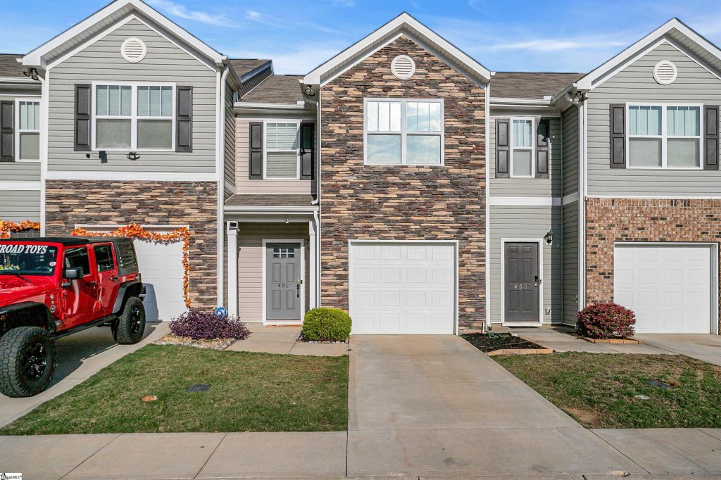 Brushy Creek Townes, Greer community