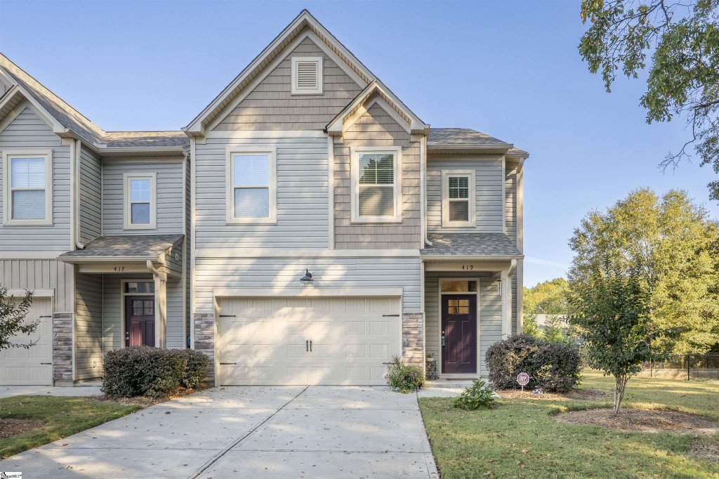 419 Cedar Bluff Way