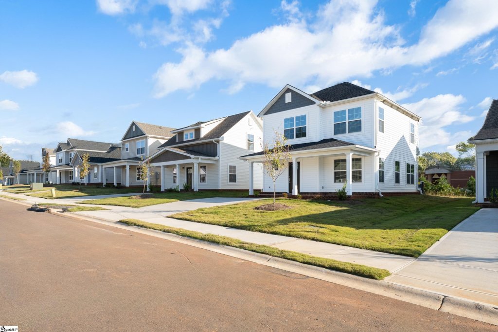 19 Thorndike Way