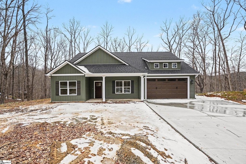 Look Up Forest, Travelers Rest community