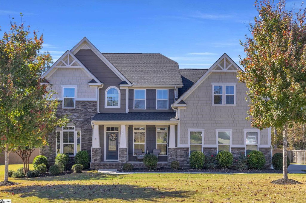 125 Magnolia Farms Way