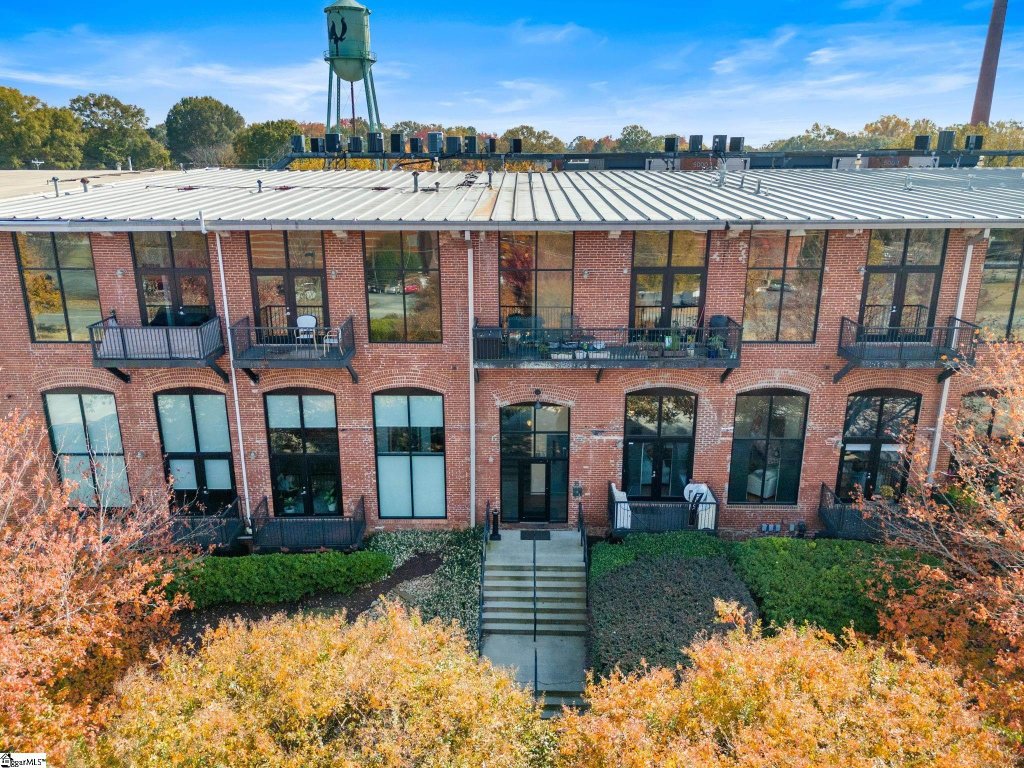 300 South Street #203