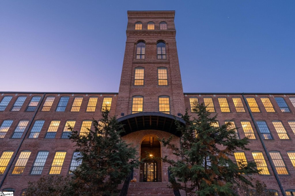 400 Mills Avenue #305