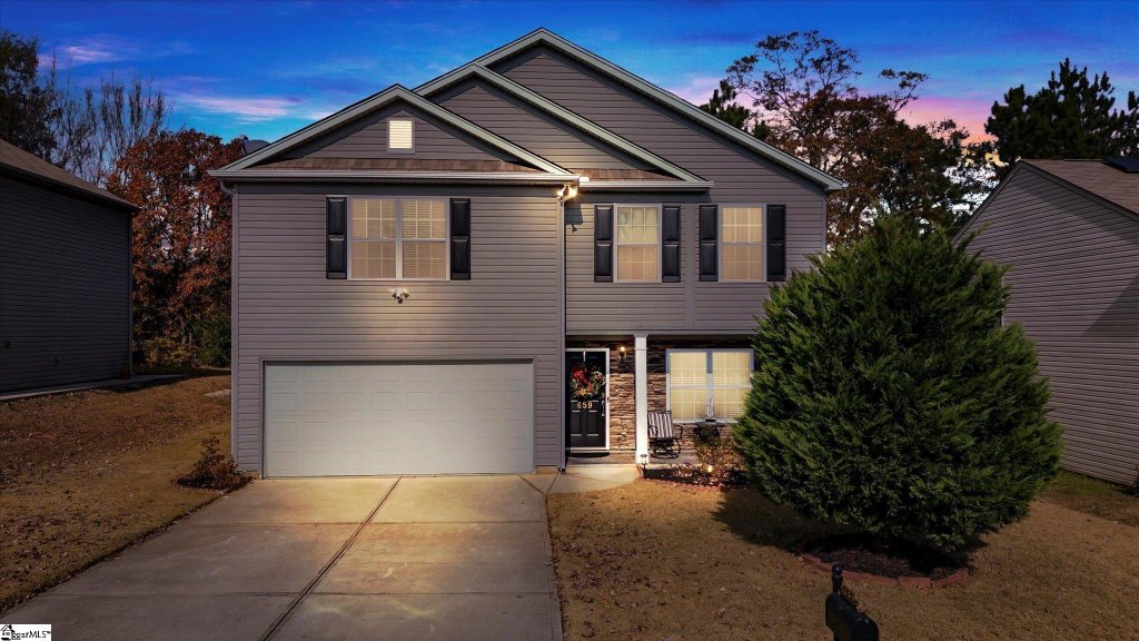 659 Markham Circle