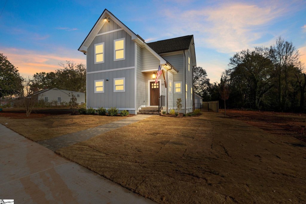 Pleasant Valley, Greenville community