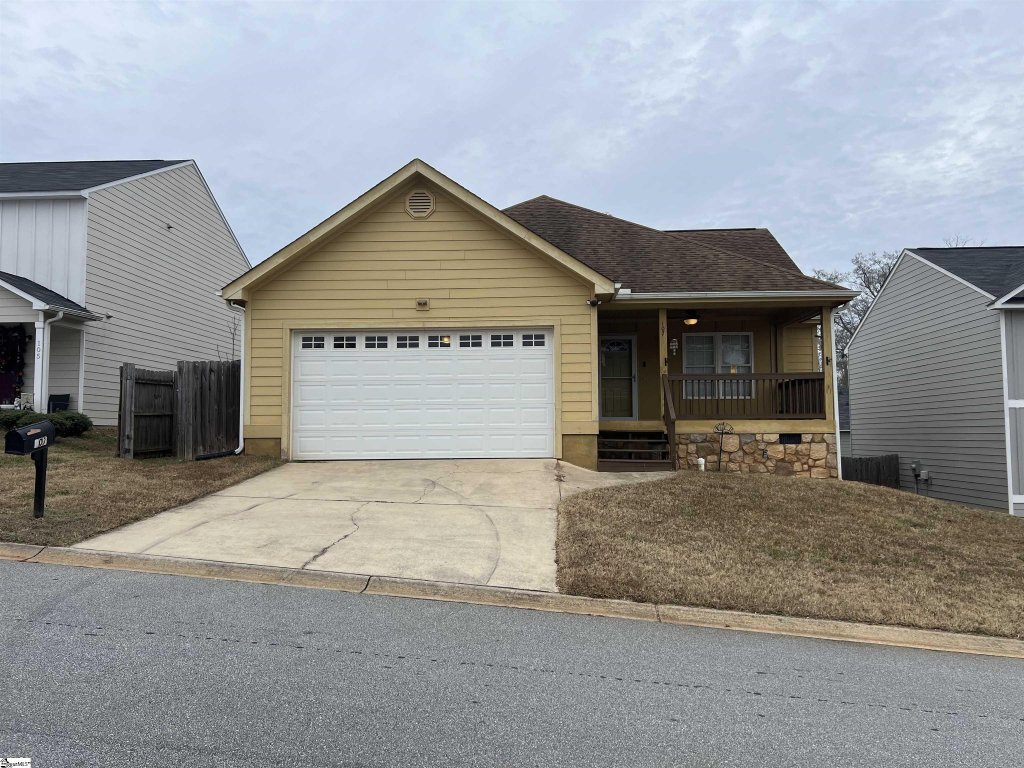 107 Regency Walk