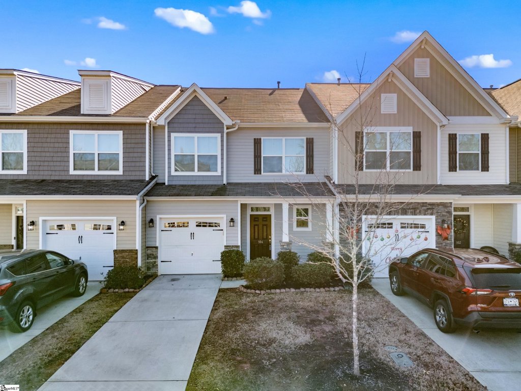 104 Muir Way
