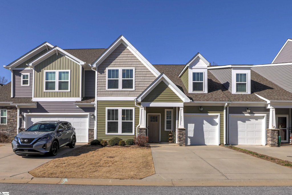 111 Creekhaven Lane