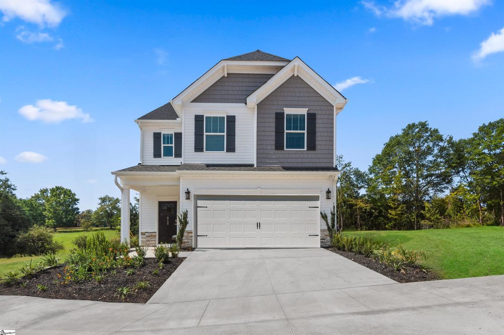 Bridgeport Commons, Greenville community