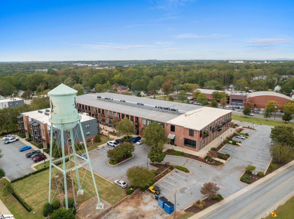 300 South Street #105