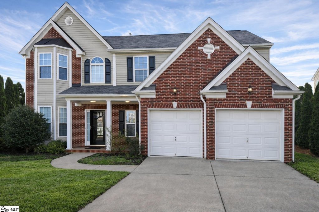 Four Seasons, Roebuck community