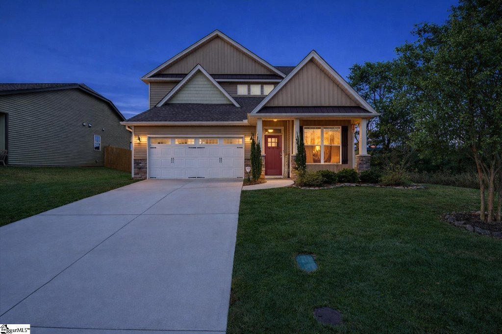 Forest Ridge, Greenville community