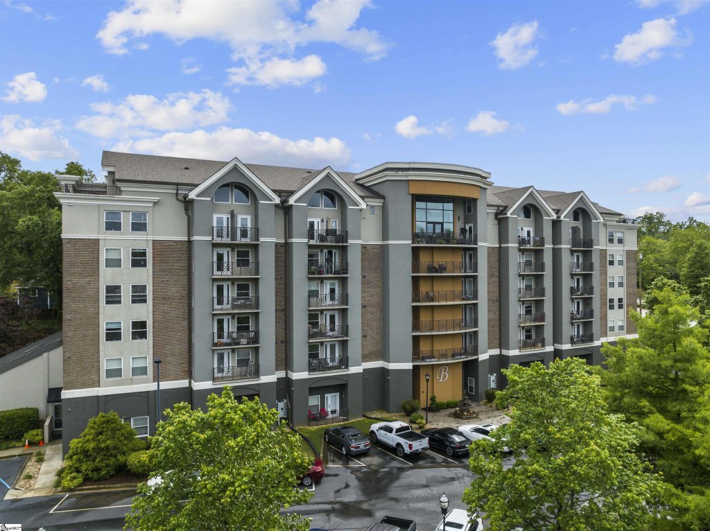 1001 S Church Street #504