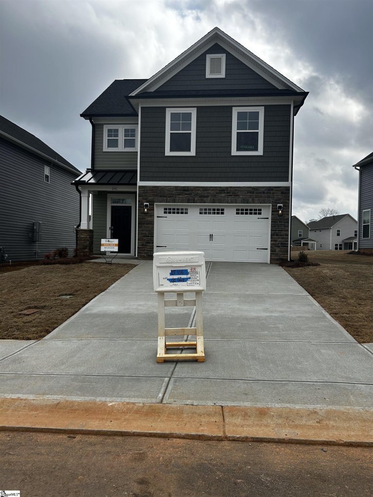 Brownstone Park, Easley community