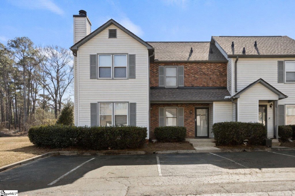 2016 Spring Wood Drive