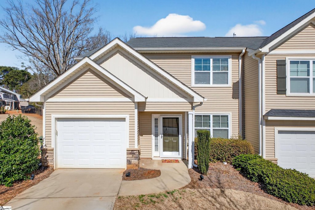 Townes At Brookwood, Simpsonville community