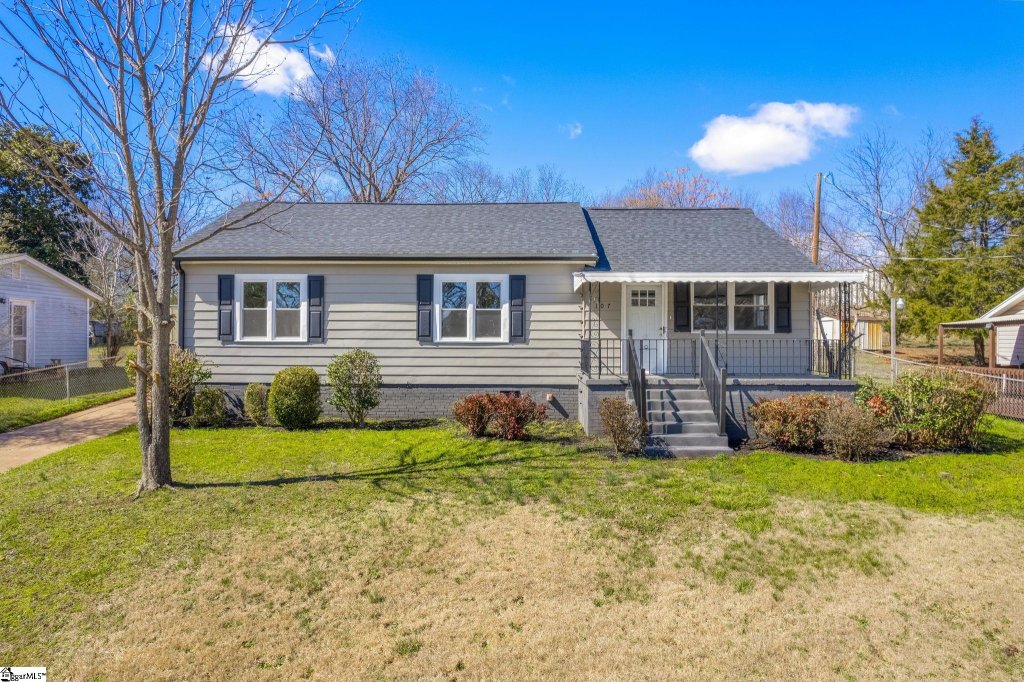 Hunters Acres, Simpsonville community