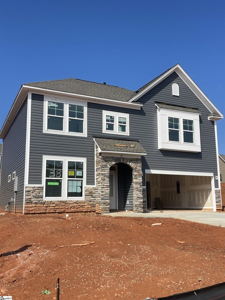 Springwood Grove, Central community