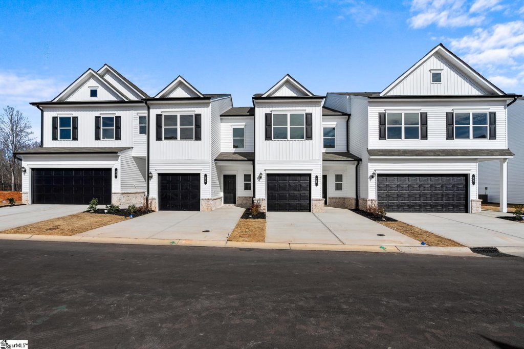 20 Lone Cypress Street