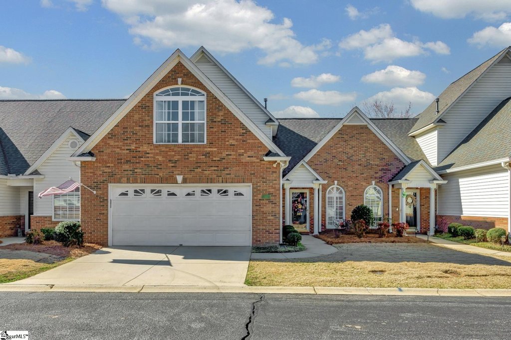 Ivybrooke, Greenville community