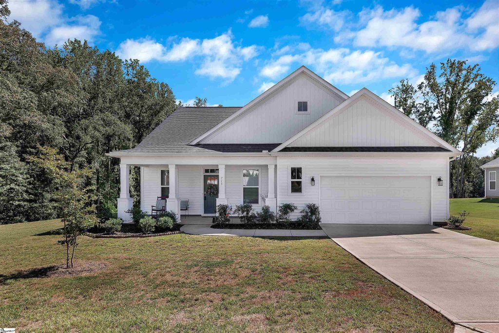 715 Oak Hill Lane