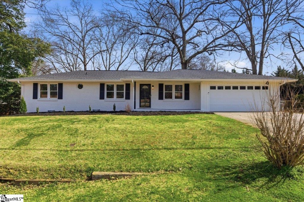 Richmond Hills, Greenville community