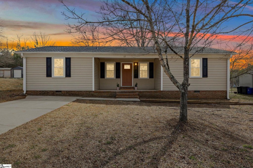 Vista Heights, Easley community