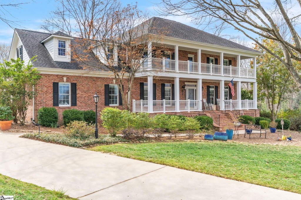 Silver Ridge, Greer community