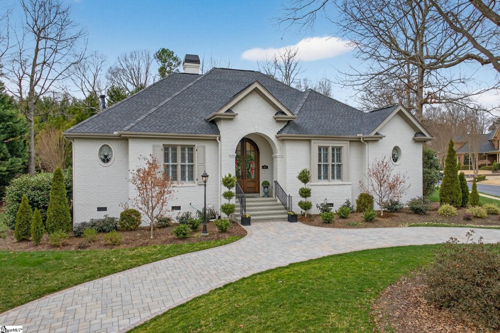 101 Hemingford Circle