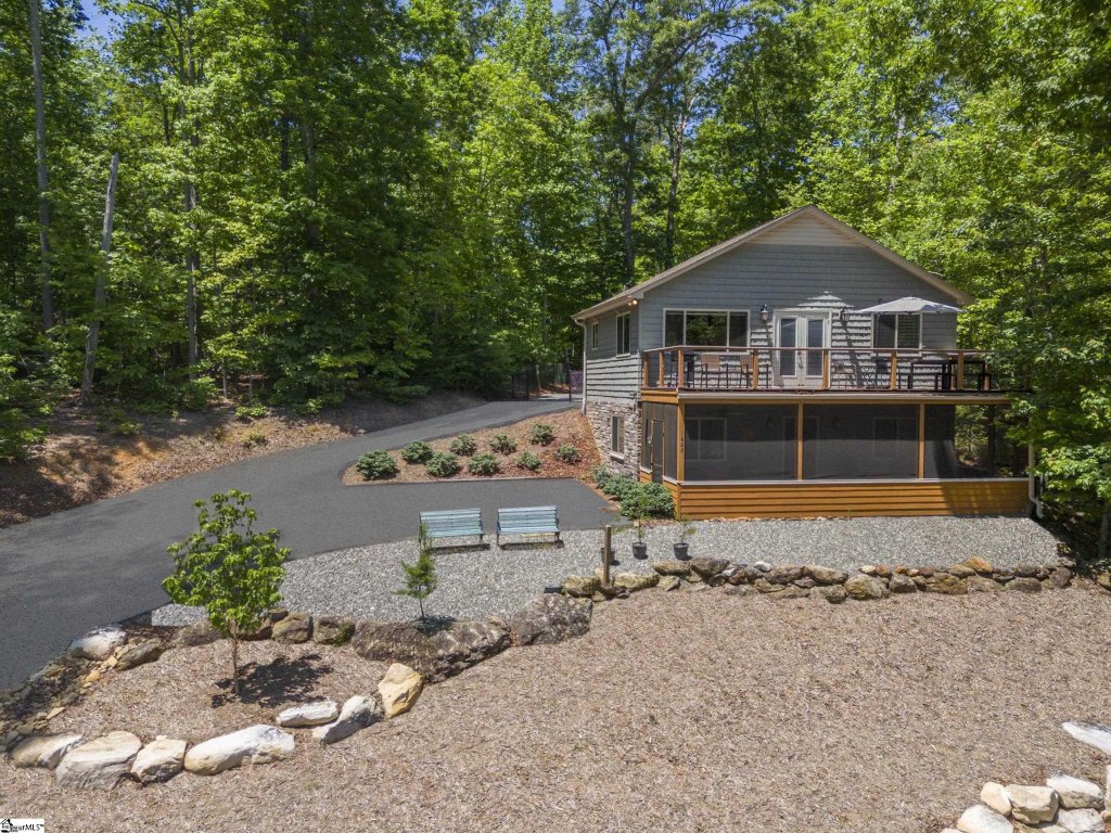 1655 W Lake Shore Drive