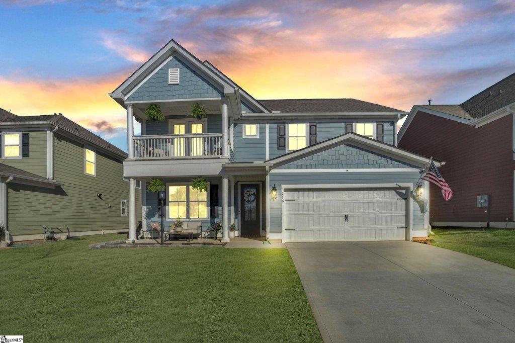 Saddlebrook Farm, Greer community