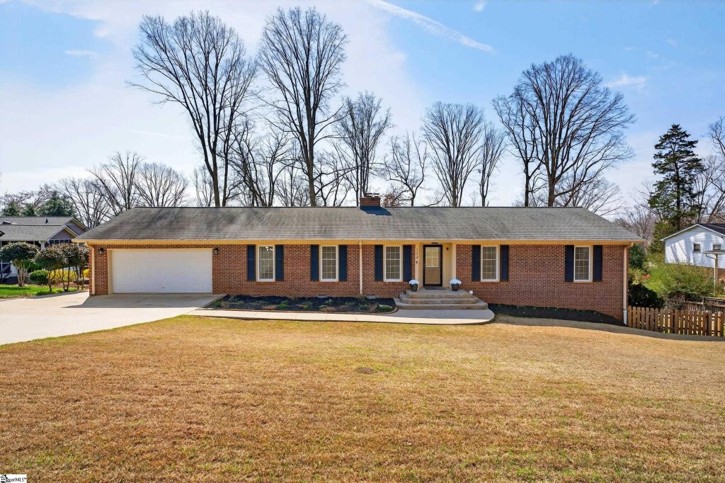 Edwards Forest, Taylors community