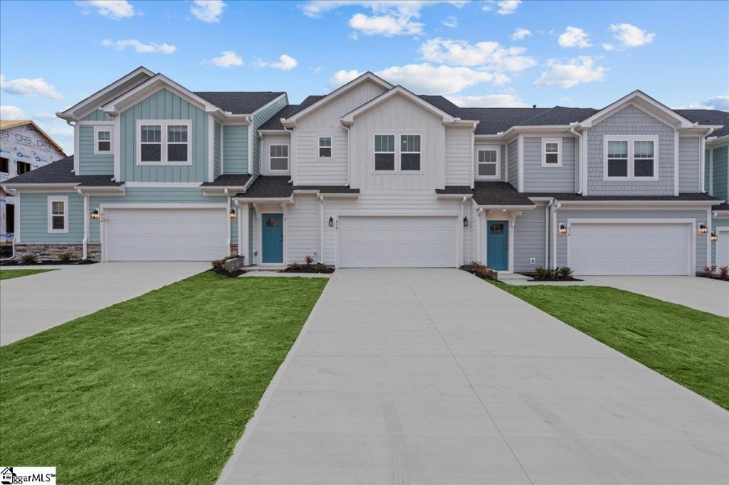 412 Crestcreek Drive