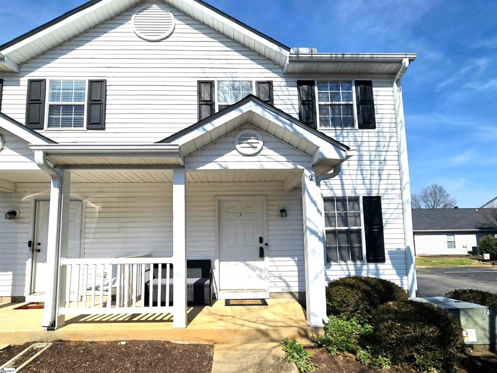 2 Allenwood Lane