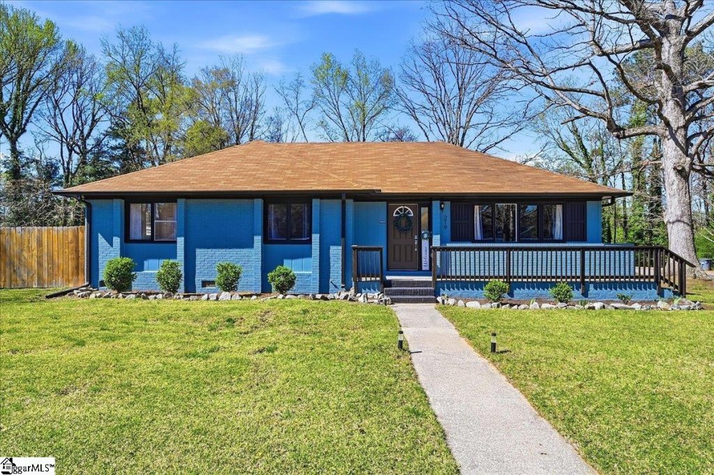 219 Seven Oaks Lane