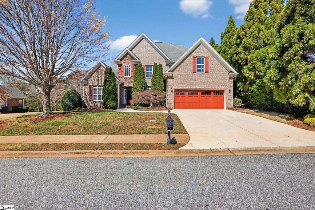 Greythorne, Simpsonville community
