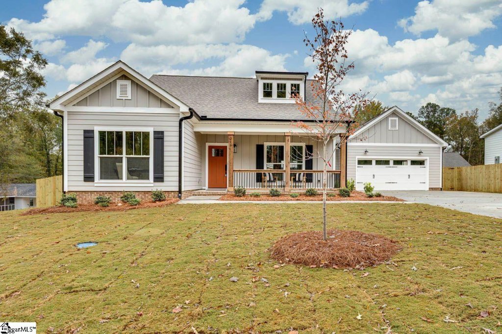 216 Forest Park Drive