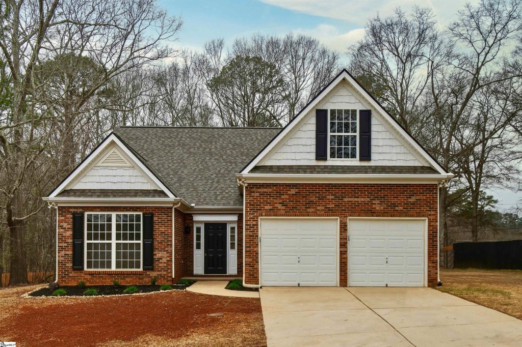 River Mist, Greenville community