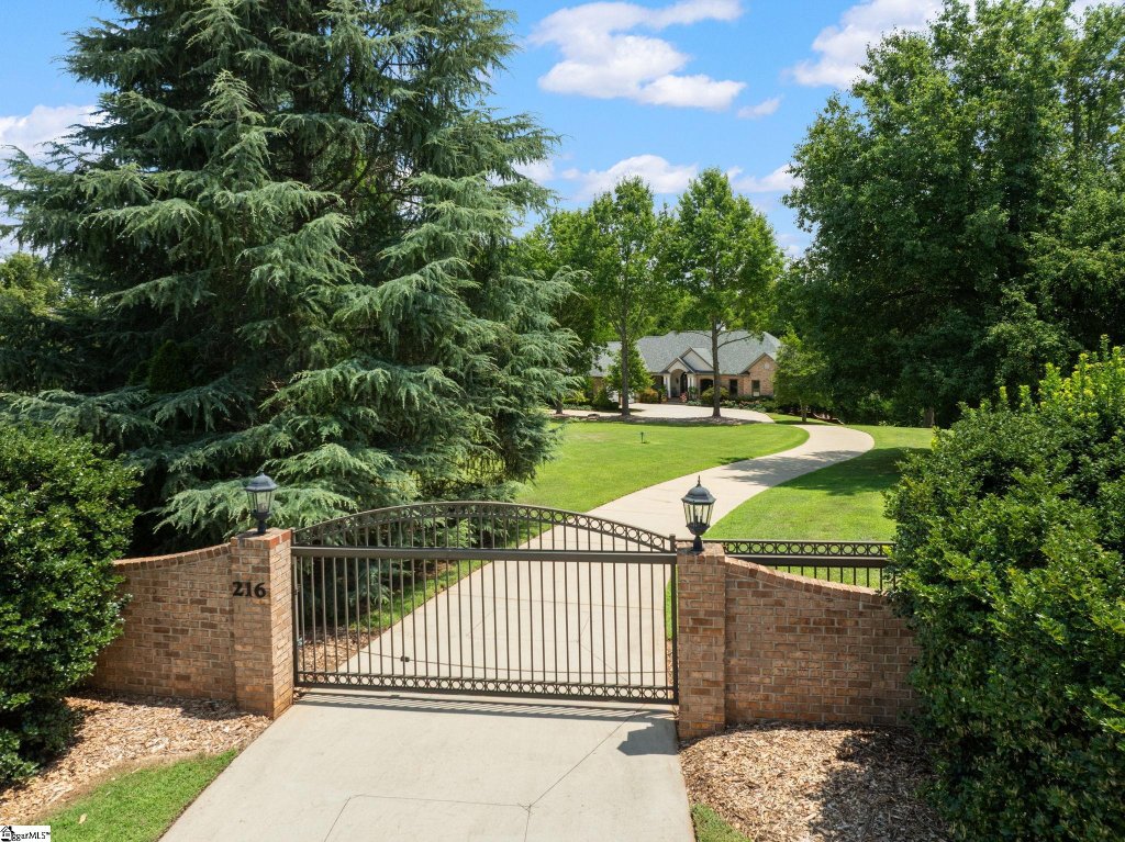 216 Bruce Farm Road