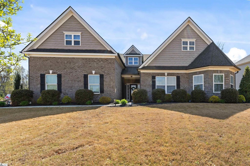 120 Ivy Woods Court
