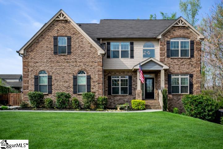Tuscany Falls, Simpsonville community